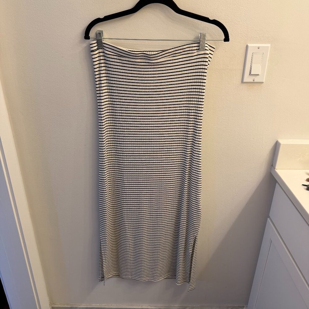 RVCA Black & White Striped Ribbed Midi Skirt | Stretchy | Size L
